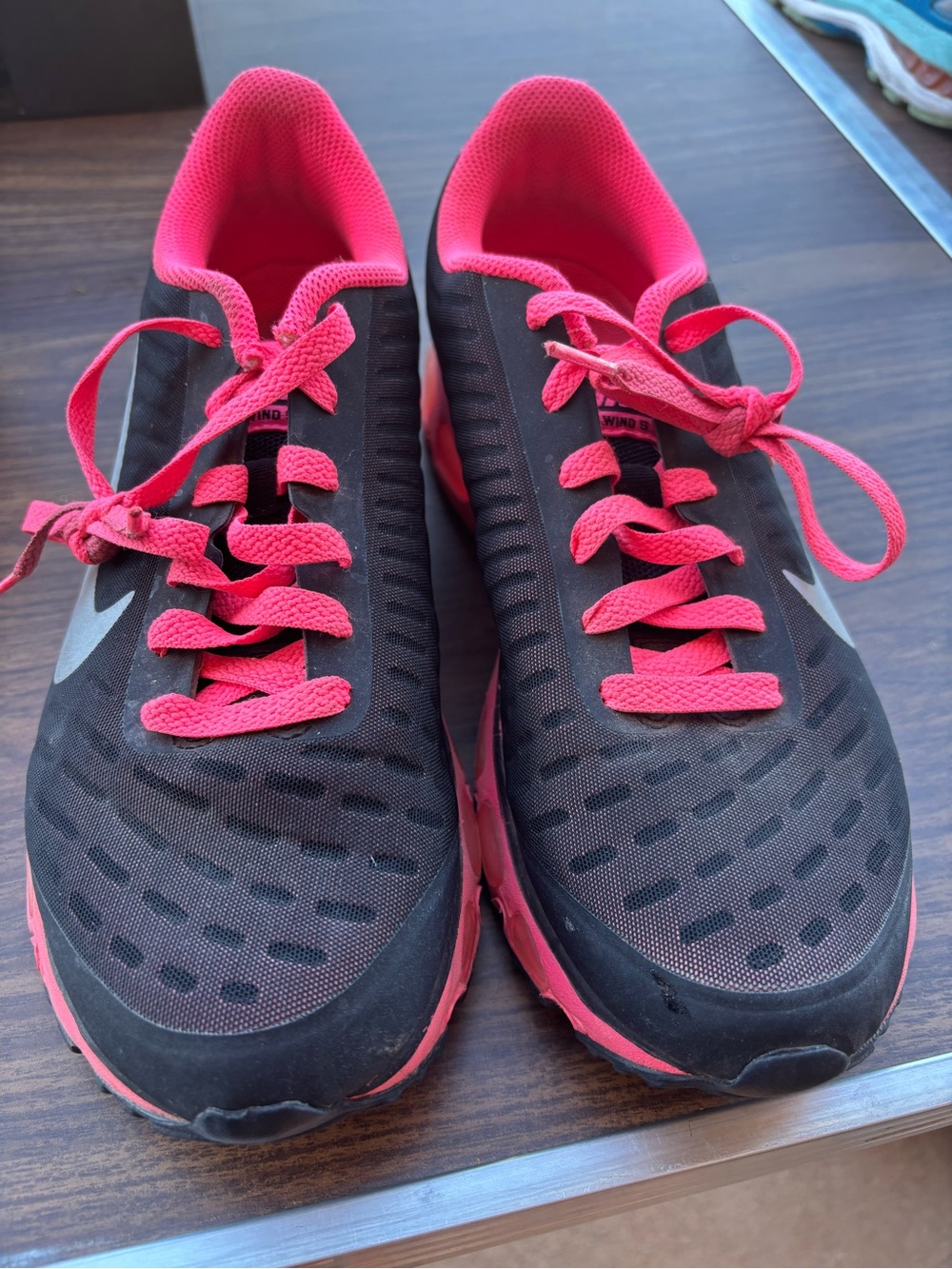 Nike Women’s Athletic Sneakers in Black and Hot Pink